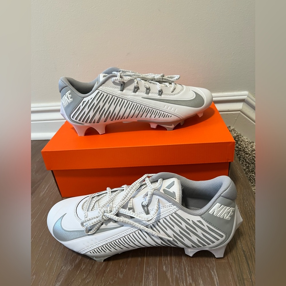 Nike Vapor Edge 360 VC White Metallic Silver Football Cleats DO6294-100 Mens